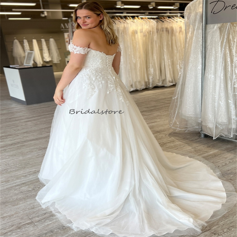 Fancy Plus Size Wedding Dress Off Shoulders Appliques Lace A Line Country Bridal Gowns Elegant Corset Sweep Train Civil Garden Robe De Mariee 2024 Ves