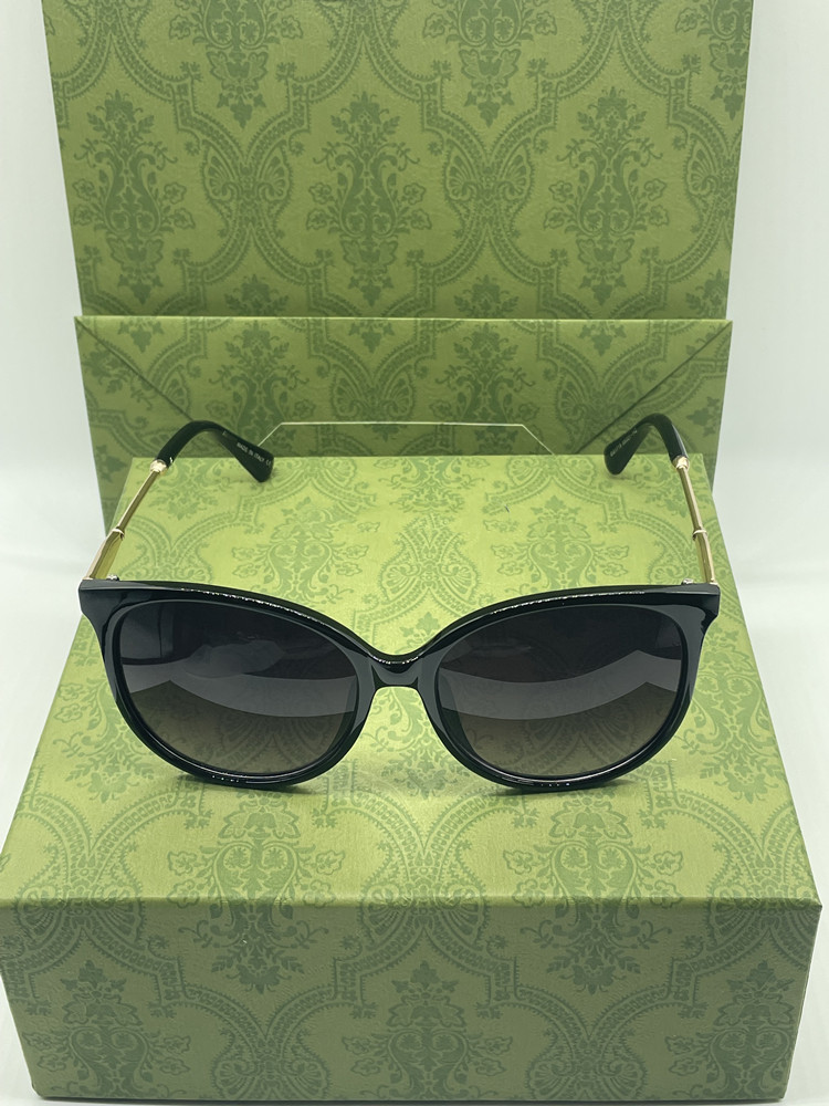 Luxury Designer Sunglasses Men Eyeglasses Outdoor Shades PC Frame Fashion Classic Lady Sun glasses Mirrors for Women