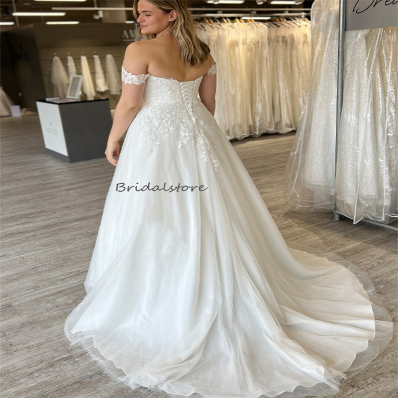 Fancy Plus Size Wedding Dress Off Shoulders Appliques Lace A Line Country Bridal Gowns Elegant Corset Sweep Train Civil Garden Robe De Mariee 2024 Ves