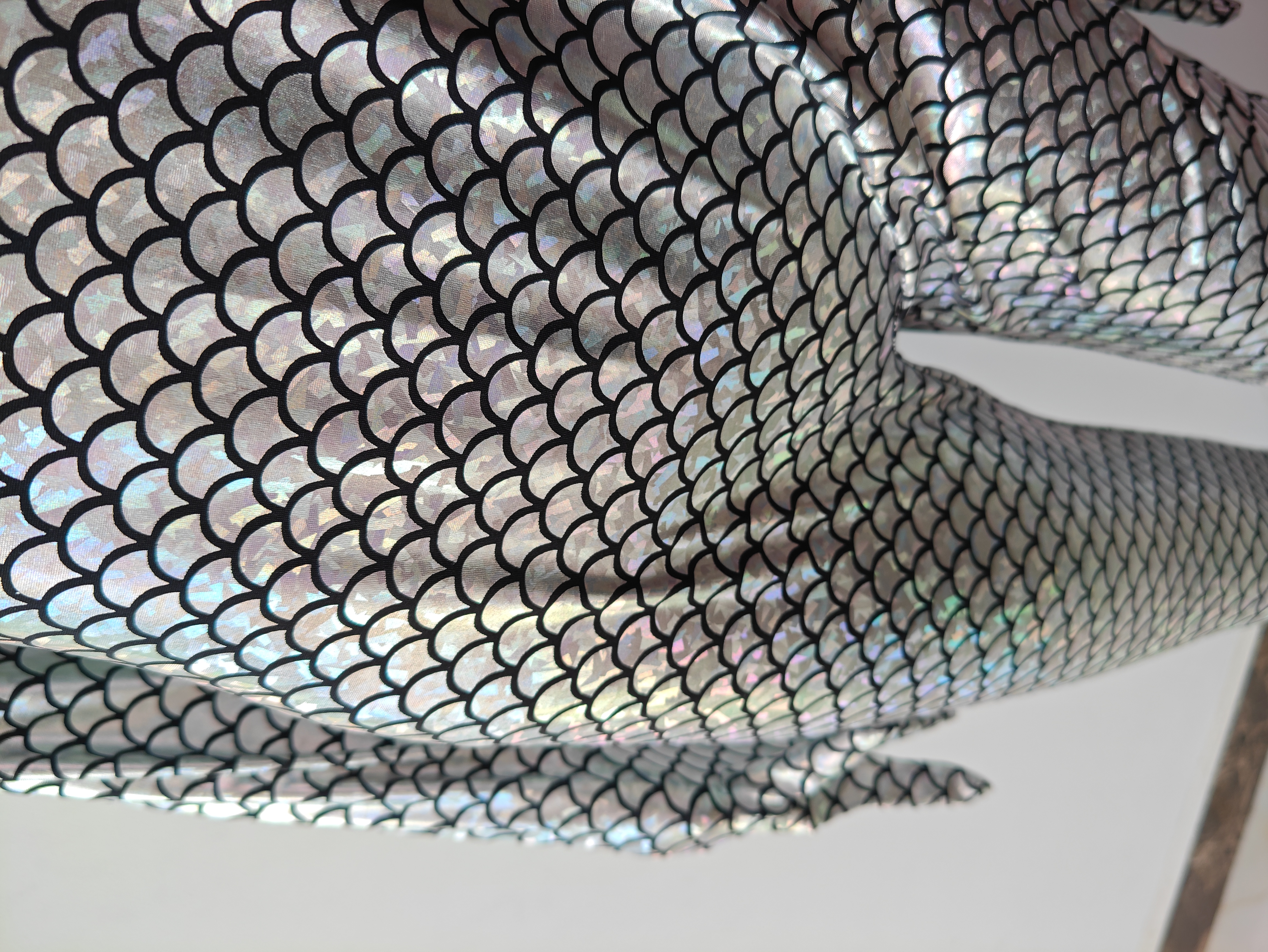 Halloween cosplay shiny catsuit costume Silver Colorful Fish Scales patterns tights jumpsuit full Bodysuit Zentai Suits Fancy
