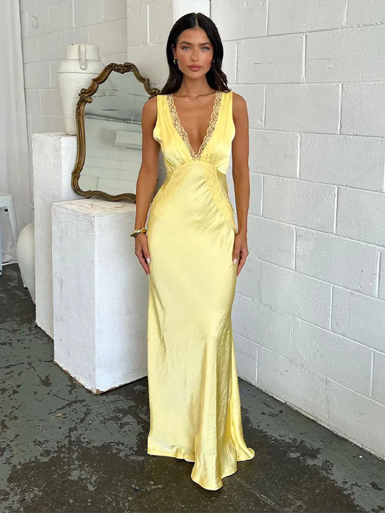 Fashion Vneck Sleeveless Maxi Dress For Women Summer Backless Bodycorn Banquet Lace Vestidos Lady Party Elegant Long Robe 240312