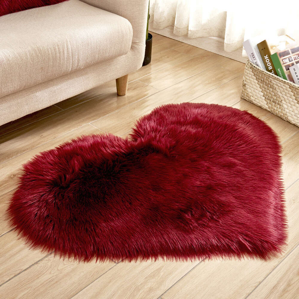 Australian Imitation Wool Heart-shaped Carpet Floor Mat, Cute Peach Heart Long Plush Cushion, Home Decoration