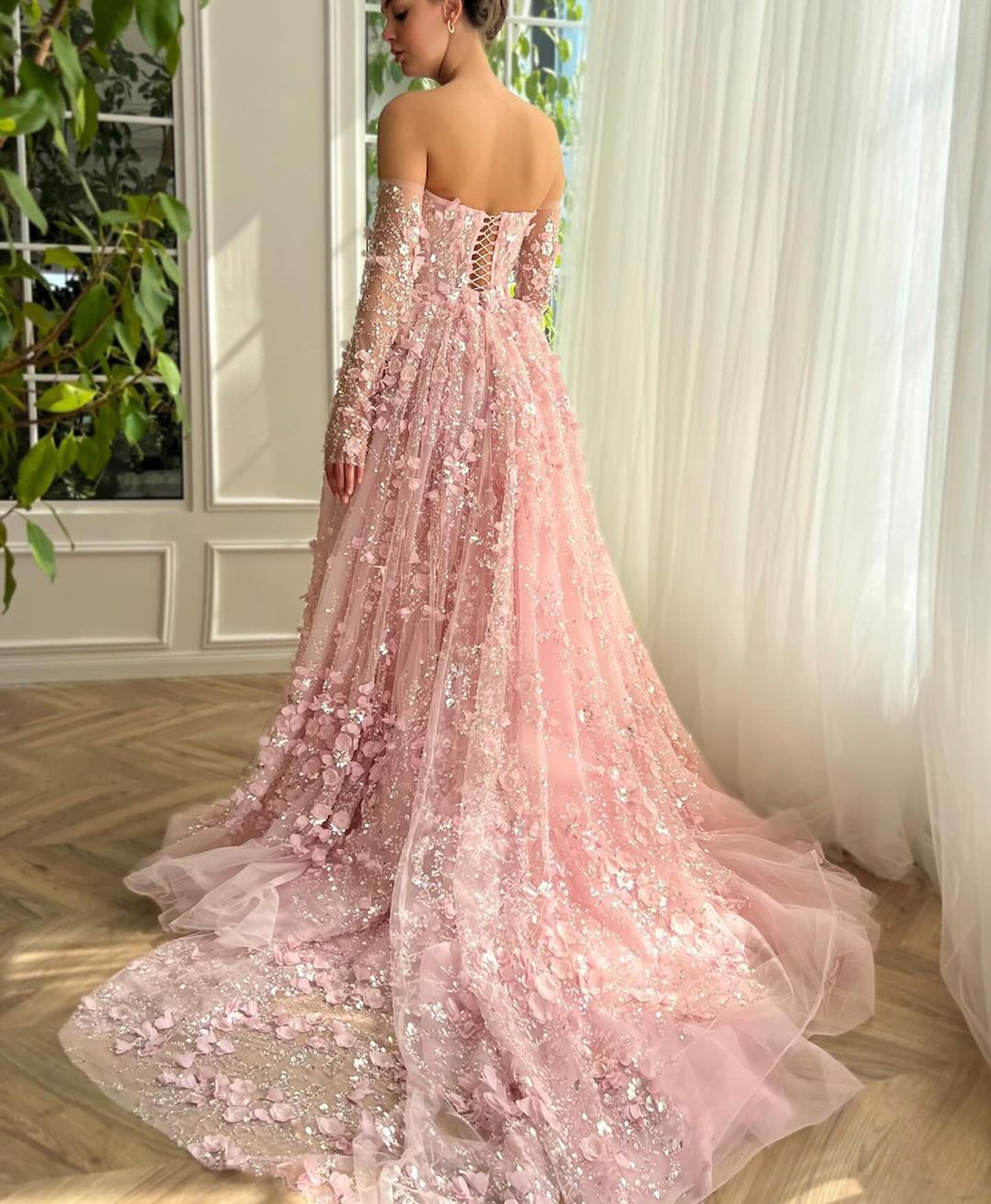 Romantic Off Shoulder Evening Dresses Sequins Mermaid Prom Gowns with Overskirts 3D-ral Appliques Long Sleeve Custom Made Party Dress