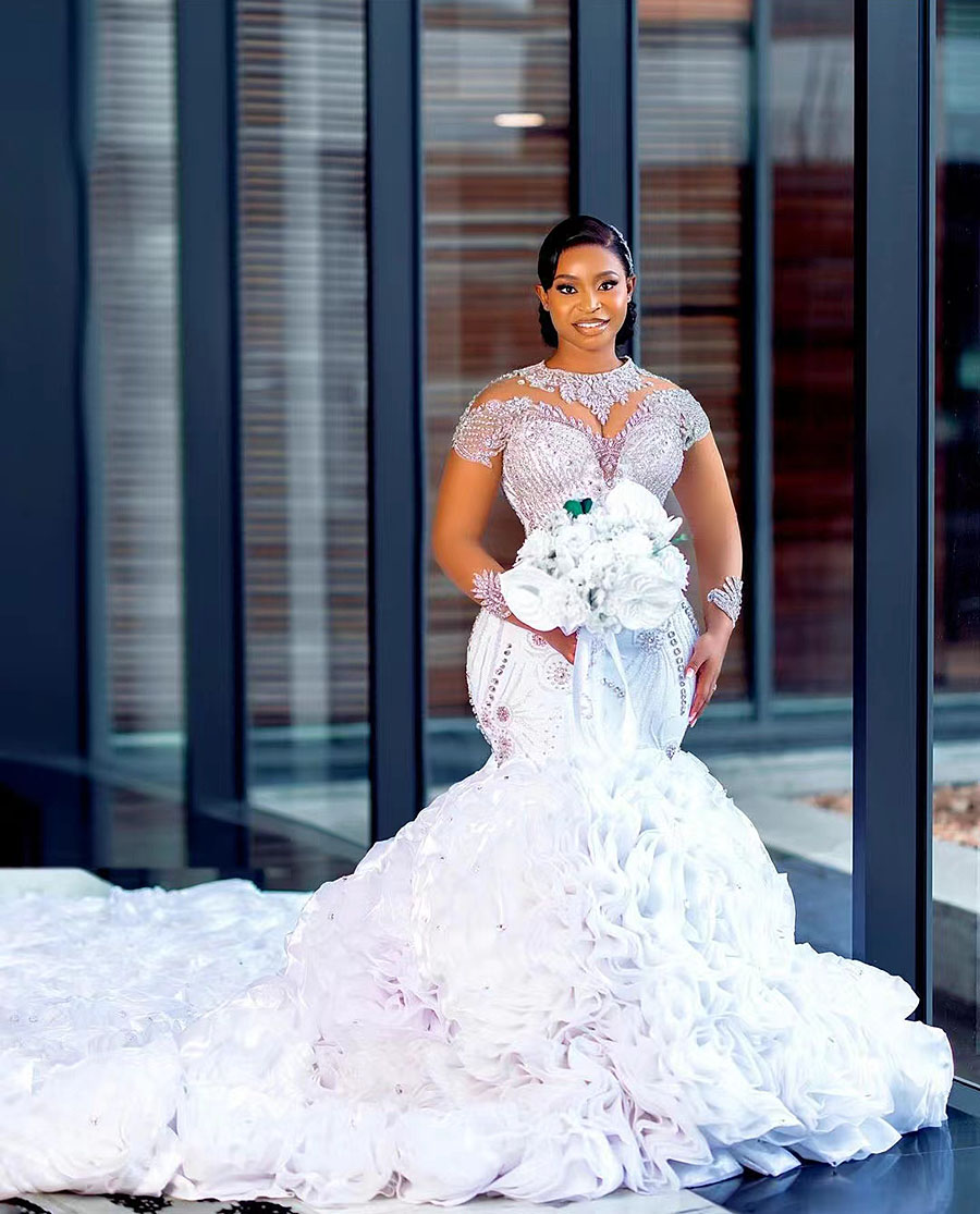 Ebi Arabic Aso Plus Size Mermaid White Wedding Dress For Bride Tiers Tulle Crystals Beaded Bridal Gowns Lz0304