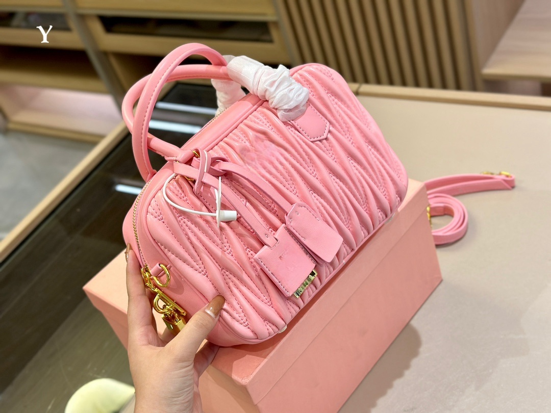 Designer bag denim bag 10A cowboy Bags Metallic Lady Luxury top Brand Fashion Shoulder Handbags Quality Women Phone Wallets Artwork Lattice purse Top Handle Bags