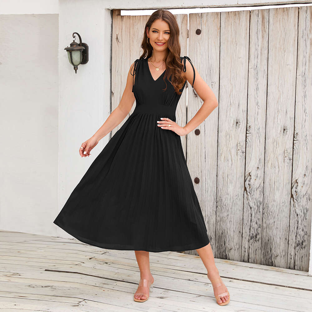 Women's New Sleeveless Slim Fit Pleated Sexy V-neck Dress