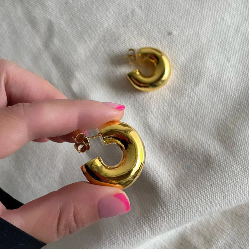 Uworld Versatile 316L Stainless Steel Thick Smooth Hoop Earrings Boldly Chunky Ear Cuff Earrings Delicate Huggies For Women 240314