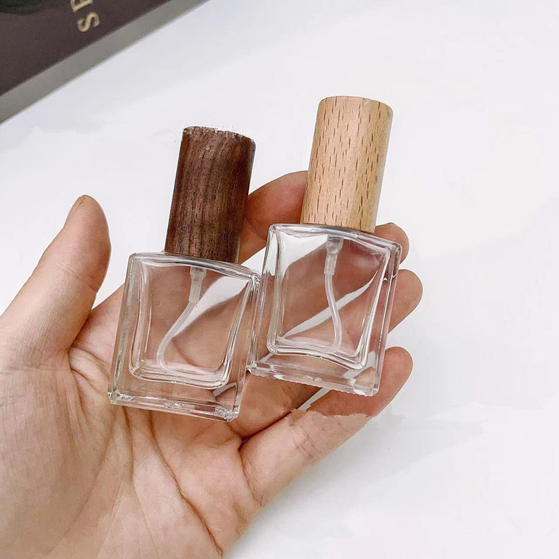 10ml Square Glass Spray Dispenser Cosmetic Packaging Empty Bottle Liquid Pressing Sprinkler Perfume Bottle