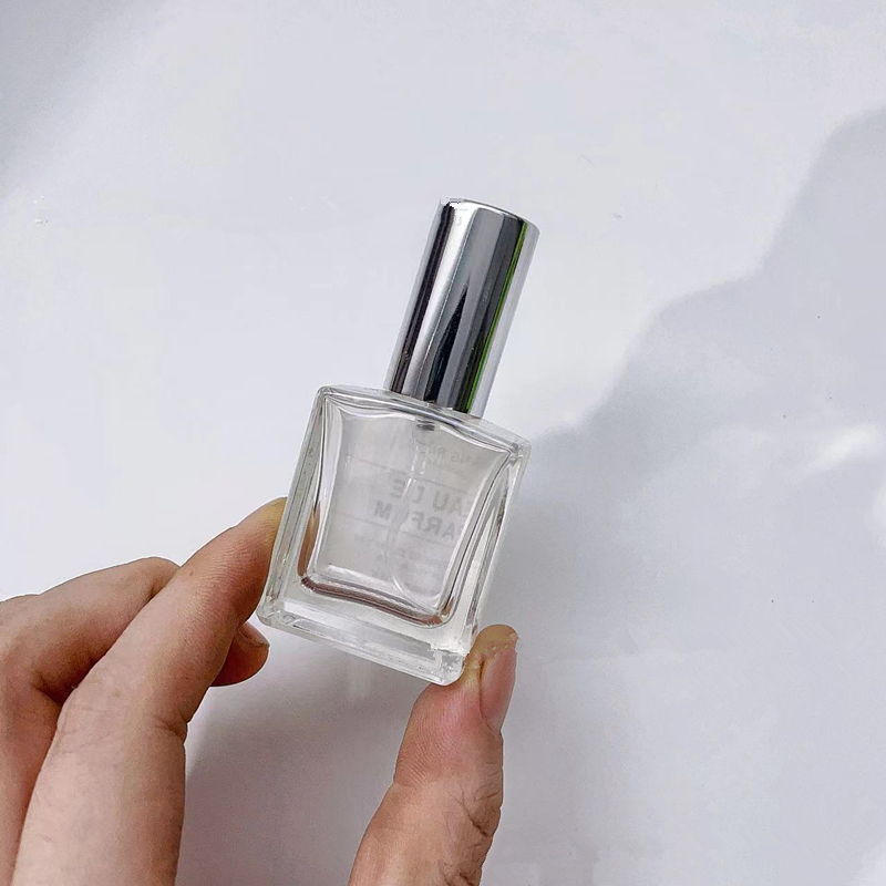 10ml Square Glass Spray Dispenser Cosmetic Packaging Empty Bottle Liquid Pressing Sprinkler Perfume Bottle