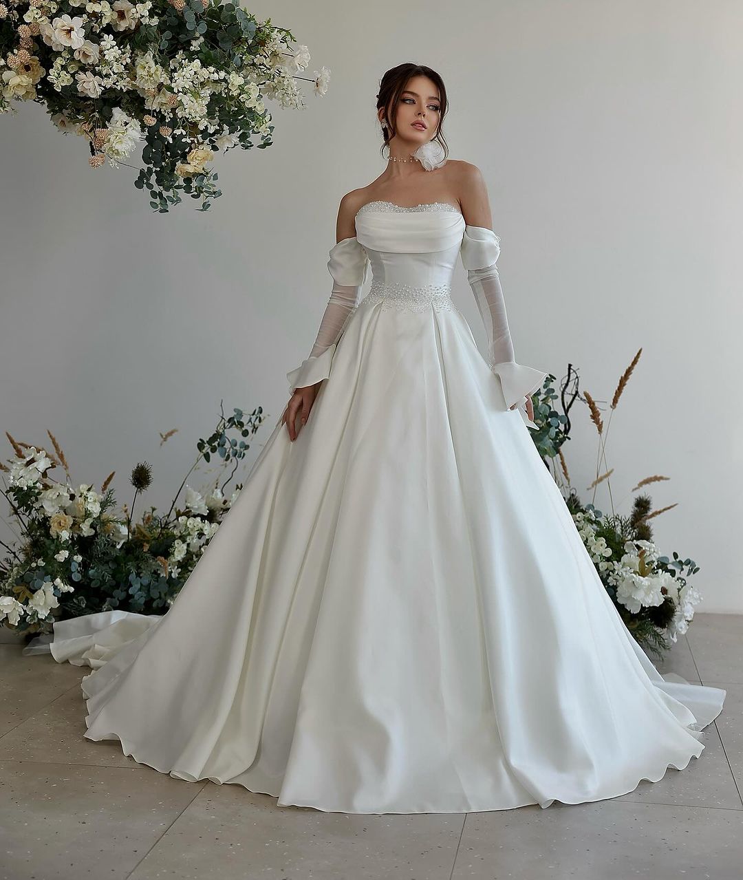 Elegant Plus Size A Line Wedding Dresses Strapless Tiered Satin Pearls Beaded Long Sleeves Sweep Train Beach Boho Bridal Gowns For Wedding Party Custo