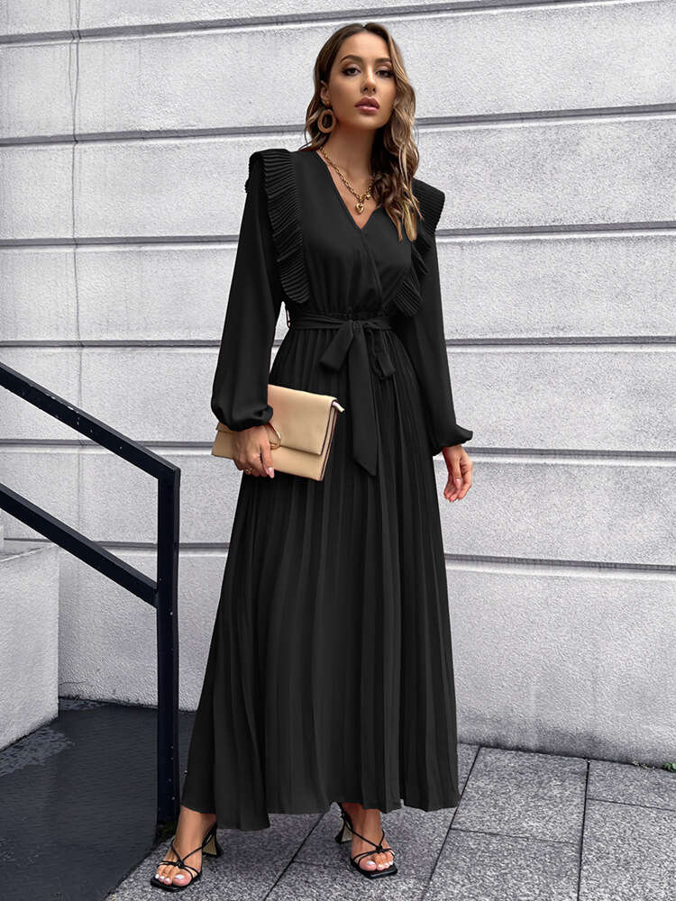 2024 New Women's Style V-neck Large Fold Long Dress