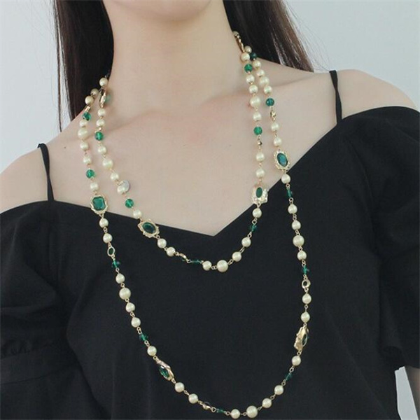 Vintage Pearl necklace Handmade glass turquoise long necklace for women Sweater chain small fragrance ornaments
