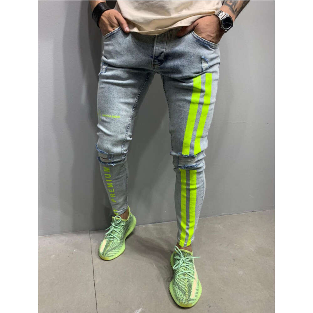 2024 Men's Distressed Elastic Small Leg with Printed Jeans for Men's New Styles