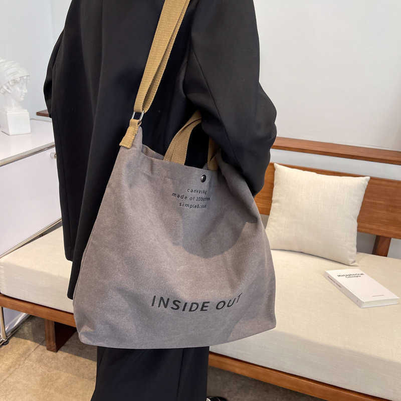 Korean Ins Literature Art Large Capacity Canvas Bag Ins Student Bag Leisure Simple Diagonal Straddle Portable Tote Bag 240315