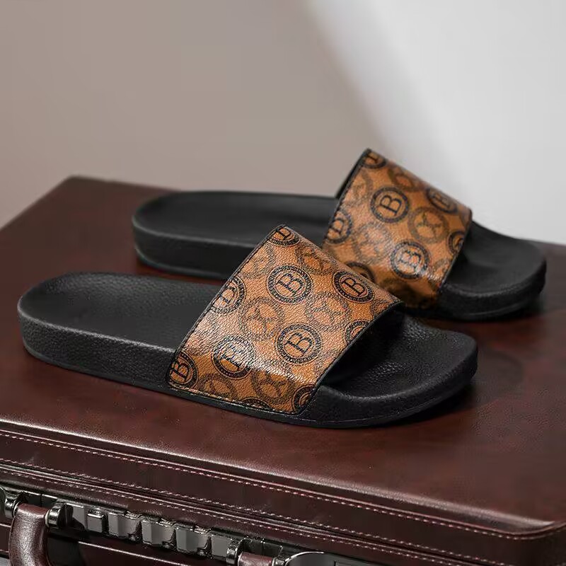 Summer Men's Slippers Size 39-45 High Quality Comfortable Soft Sole Fashion All-Match Non-Slip Deodorant Outdoor Beach Sandals