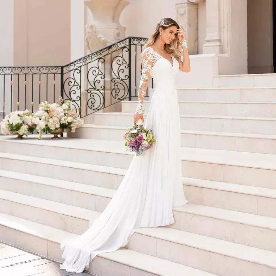 Bohemian Chiffon A e Wedding Dresses Long Train Bridal Gowns Appliques Lace Sleeve White V Neck Boho Beach Bride Dress Vestidos De Novia Robes Mariage