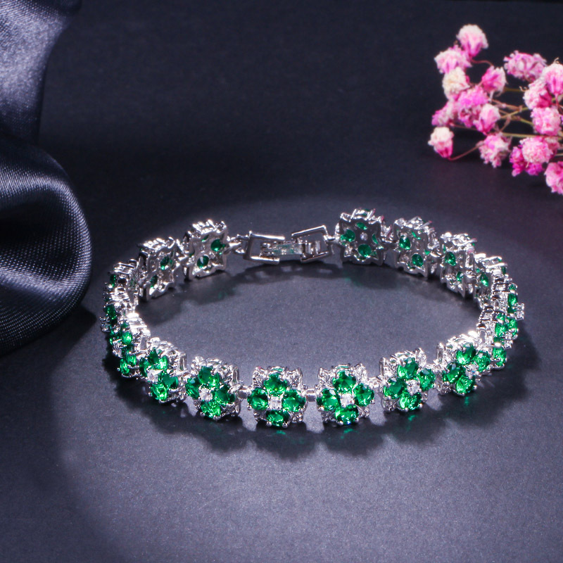 Ins Handmade Sparkling Wedding Bracelets Luxury Jewelry 18K White Gold Fill Pear Cut Multi Color 5A Cubic Zircon CZ Diamond Flower Women Party Bangle 