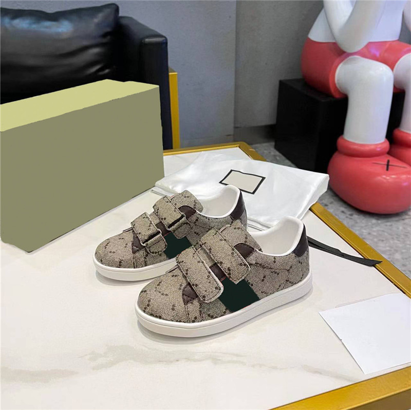 Baby Kids Shoes Newest Sneakers Children Prewalker Sport Running Shoes High Quality Letter Printing Leather Shoes Antiskid Leisure Shoe 2Colors Availa