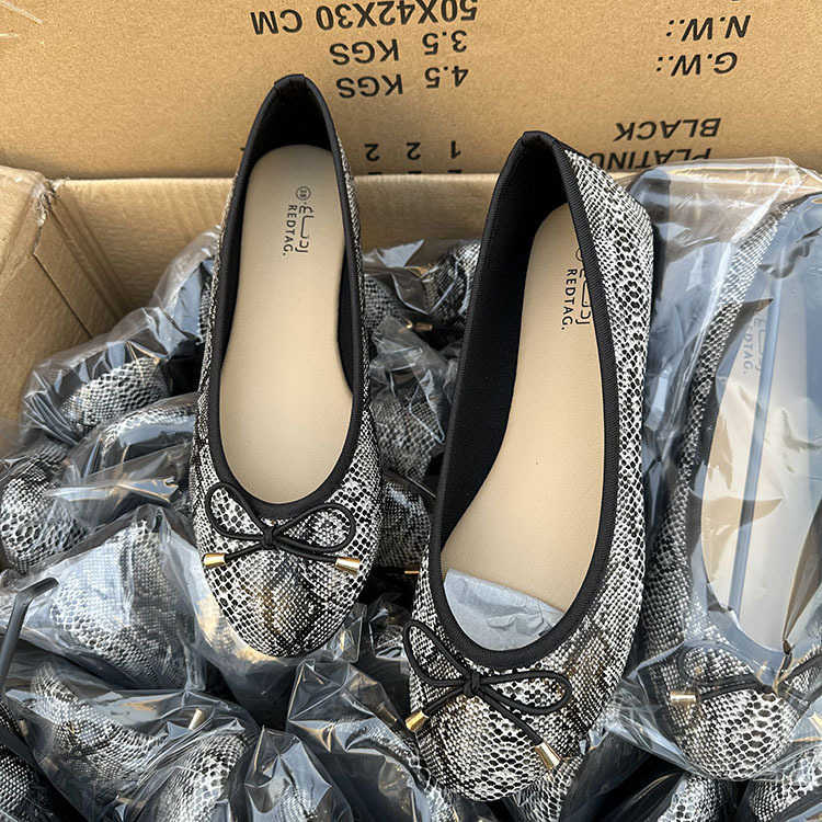 Dress Shoes 2023 Spring New Bow Flat Shoes with One Step Snakeprint Work Shoes 36-41 Large Womens Singles J240315