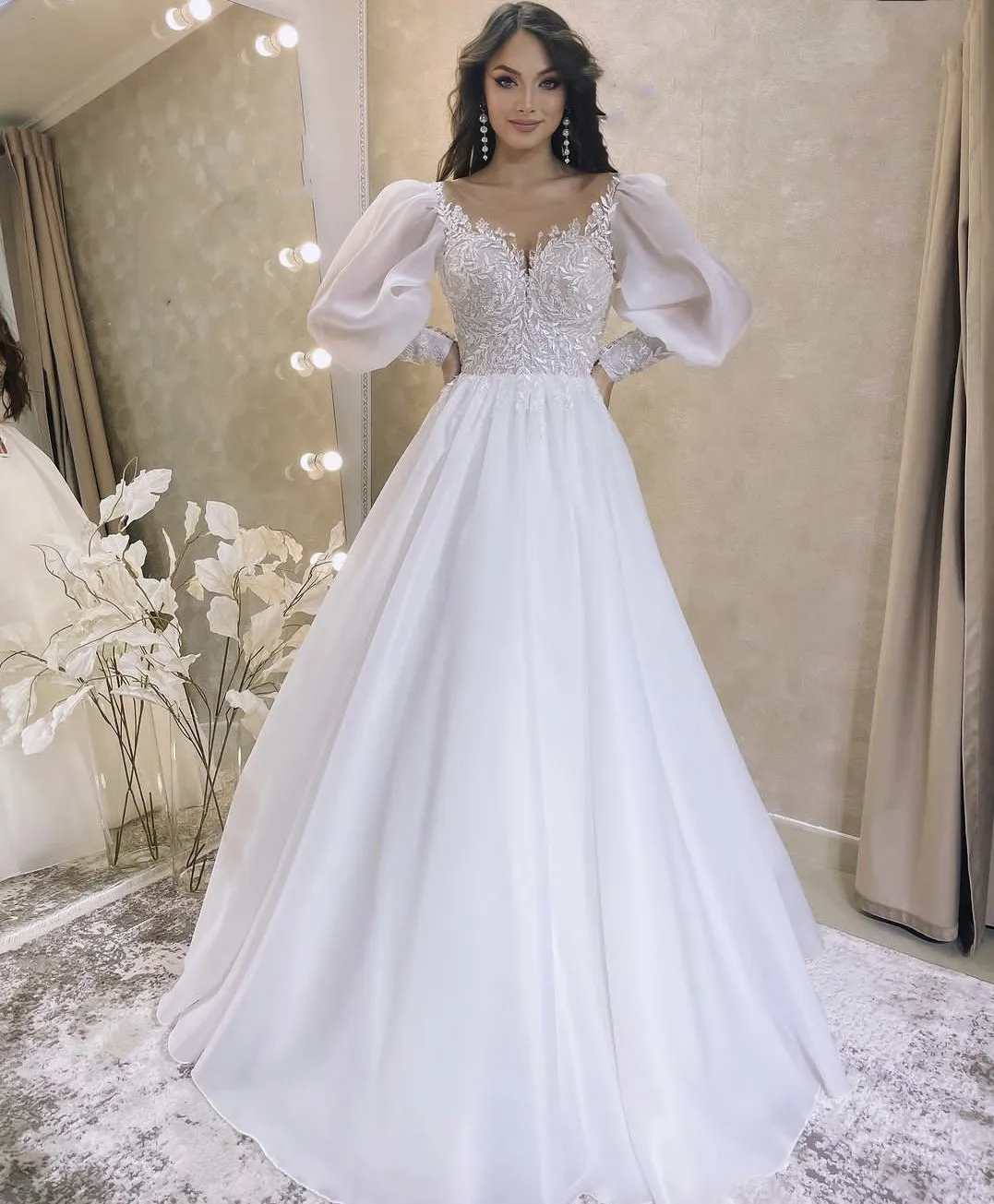 Puff Long Sleeves A Line Wedding Dresses Floor Length Sheer Crew Neck Lace Appliques Elegant Simple White Bridal Gowns Back Covered Buttons 2024