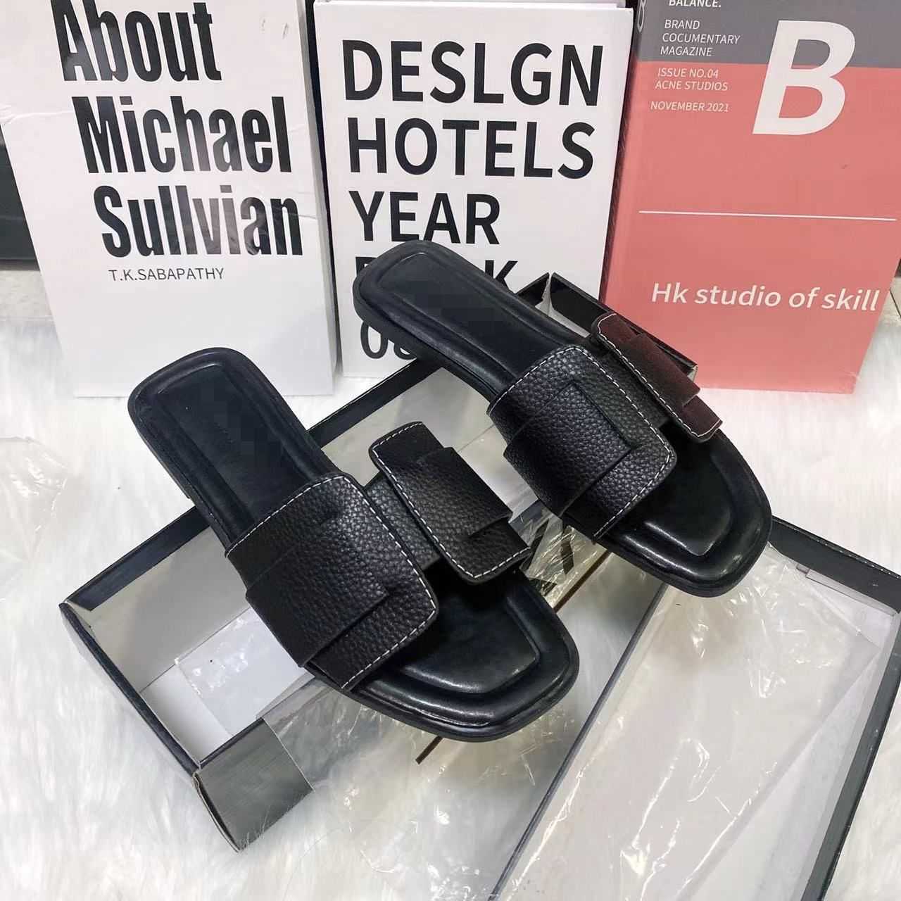 Sandals 2023 New Internet Celebrity Flat Sandals for Women Sandals Slippers Ladies Slides J240315