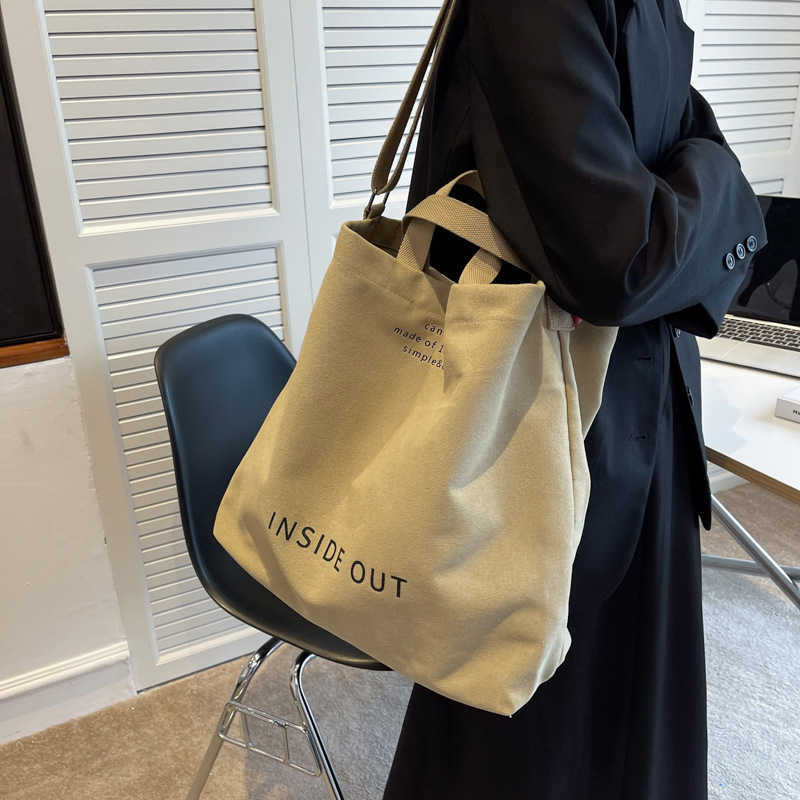 Korean Ins Literature Art Large Capacity Canvas Bag Ins Student Bag Leisure Simple Diagonal Straddle Portable Tote Bag 240315