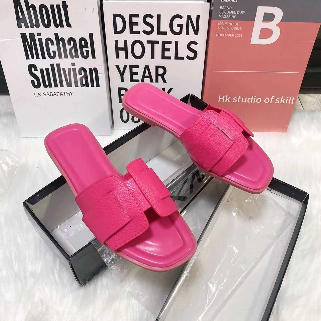 Sandals 2023 New Internet Celebrity Flat Sandals for Women Sandals Slippers Ladies Slides J240315