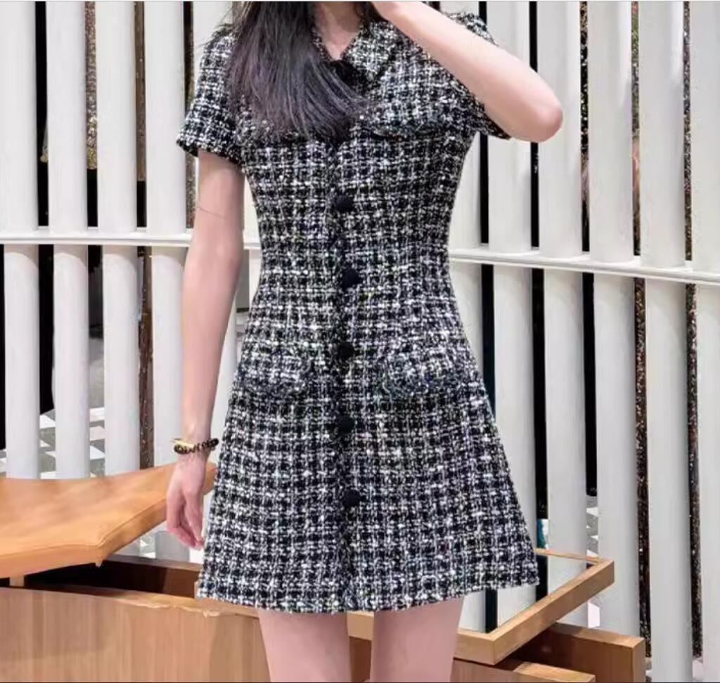 2024 Spring/Summer s - Self Port/rait-p Thousand Small Polo Collar Checkered Waist Waist Open Back Short Sleeve Single breasted Tweed Short Skirt
