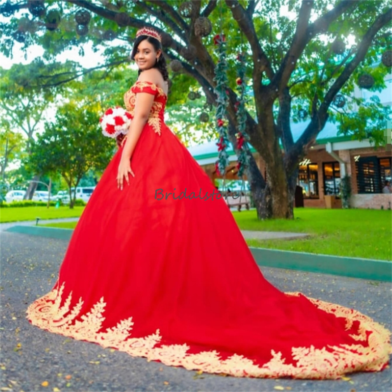 VIntage Red Quinceanera Dresses 2024 Gold Appliques Vestidos De Xv Anos Off Shoulders Sweet 16 Dress Elegant Debutante 15 Vestido De Para Fifteen Form