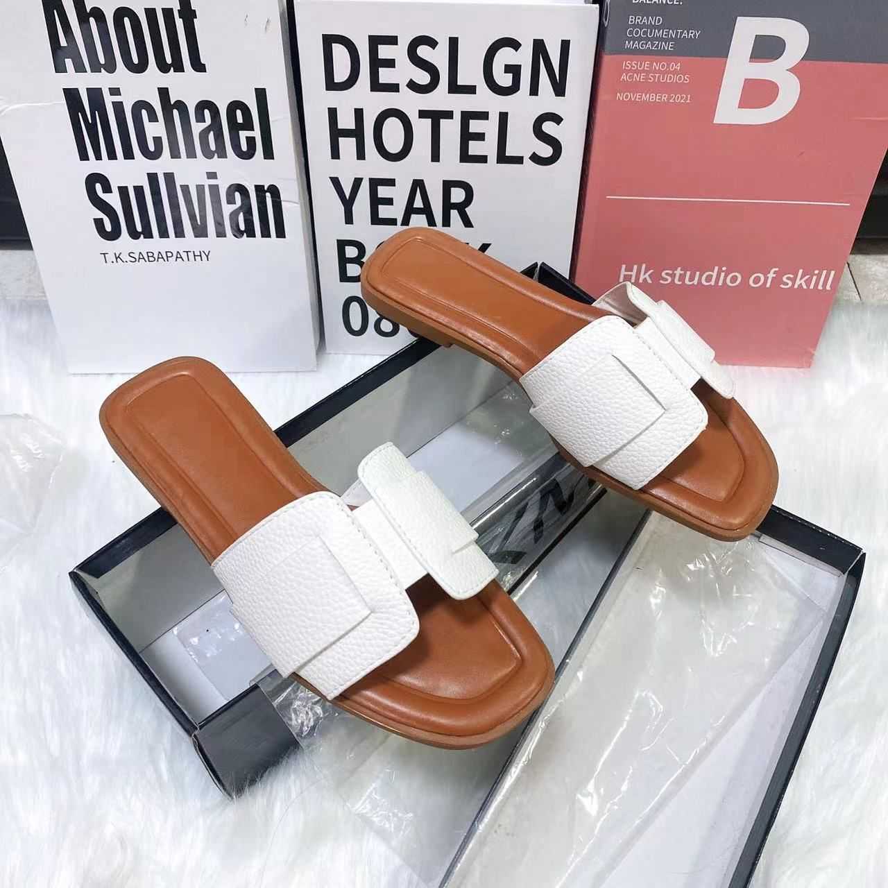 Sandals 2023 New Internet Celebrity Flat Sandals for Women Sandals Slippers Ladies Slides J240315