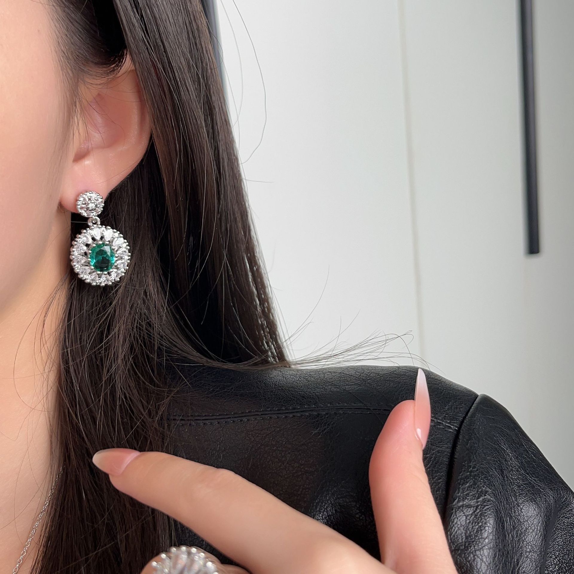 2024 Top Sell Wedding Sets Jewelry Sterling Sier Oval Cut Emerald Dia Cubic Zircon Open Ring Stud Earring Women Clavicel Necklace Gift