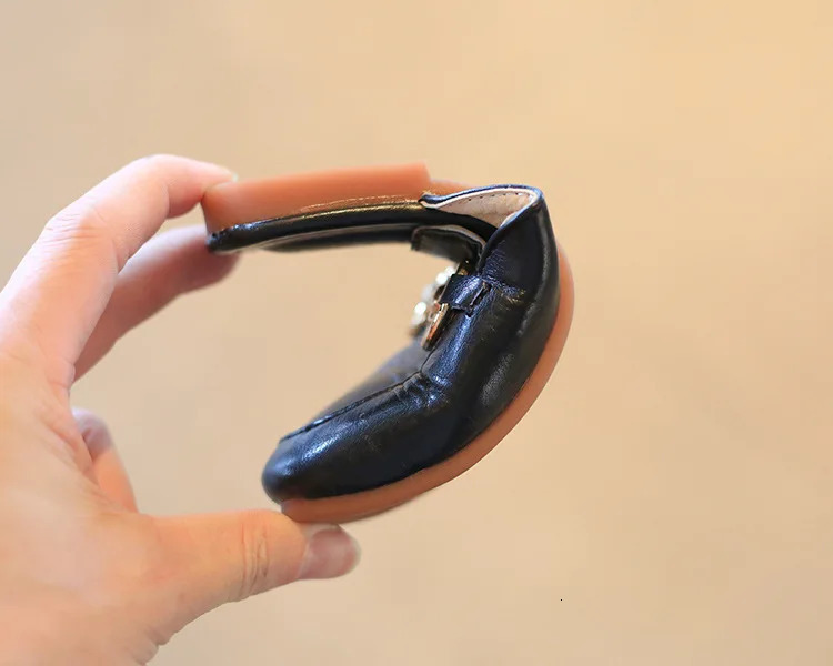 Girls Soft Covered Toes Sandals Summer Fashion Children Versatile Solid Black Chains Outdoor Shoes Kids Slippers 240307