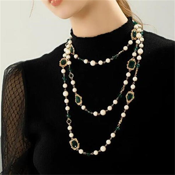 Vintage Pearl necklace Handmade glass turquoise long necklace for women Sweater chain small fragrance ornaments
