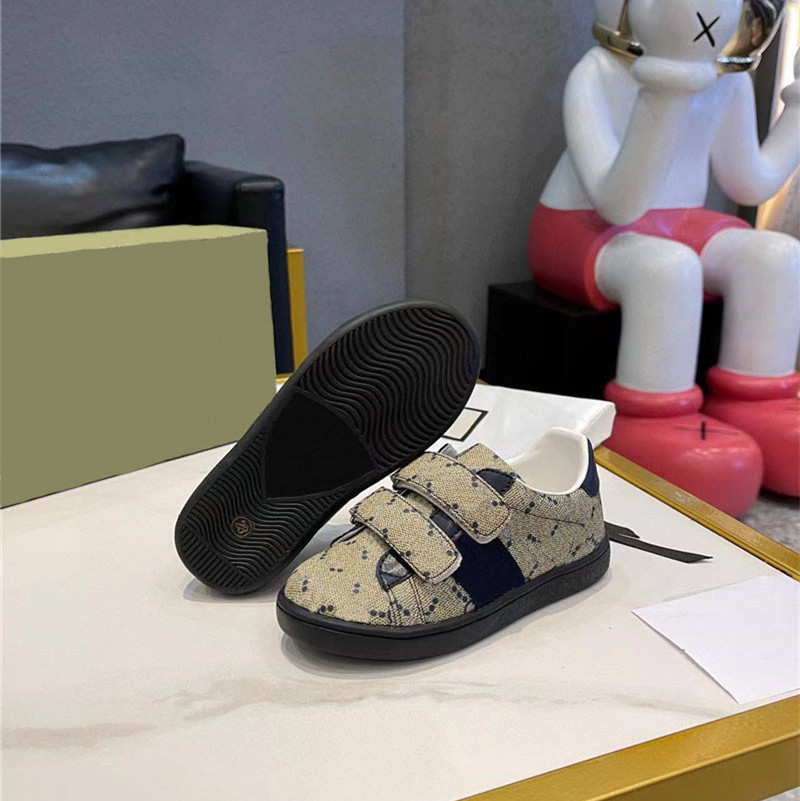 Baby Kids Shoes Newest Sneakers Children Prewalker Sport Running Shoes High Quality Letter Printing Leather Shoes Antiskid Leisure Shoe 2Colors Availa