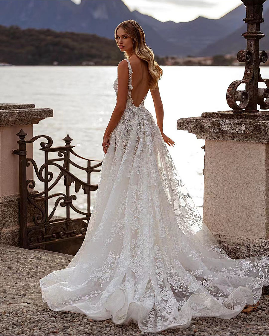 Slit Ae Vintage Wedding Dresses Women Backless Appliques Ruched Sleeveless Engagement Party Customized Vestidos De Novia Lz0304