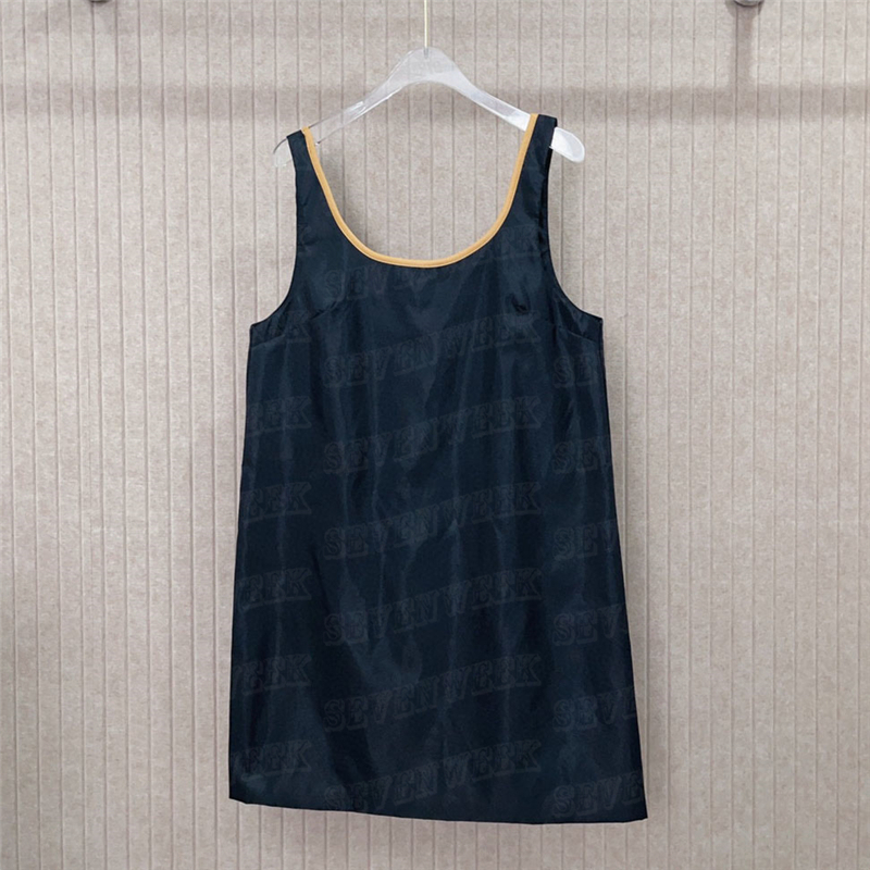 Sexy Backless Vest Dresses Women Party Skirts Design Back Metal Badge Dress High Grade Lady Skirt Wear
