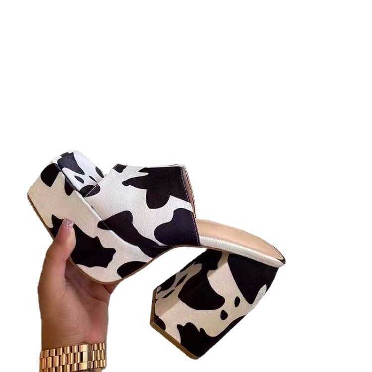 Slippers Summer 2022 New Fish Mouth Slippers Womens Thick Heel Thick Sole Large Square Head High Heel Womens Sandals J240315