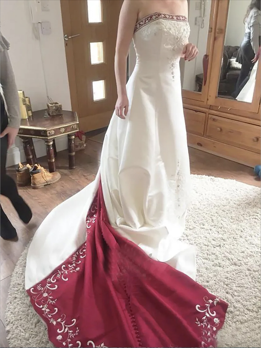 Vintage Red And White Satin A Line Wedding Dresses 2024 Real Image Plus Size Embroidery Beaded Bridal Gowns For Garden Country Wedding Dress