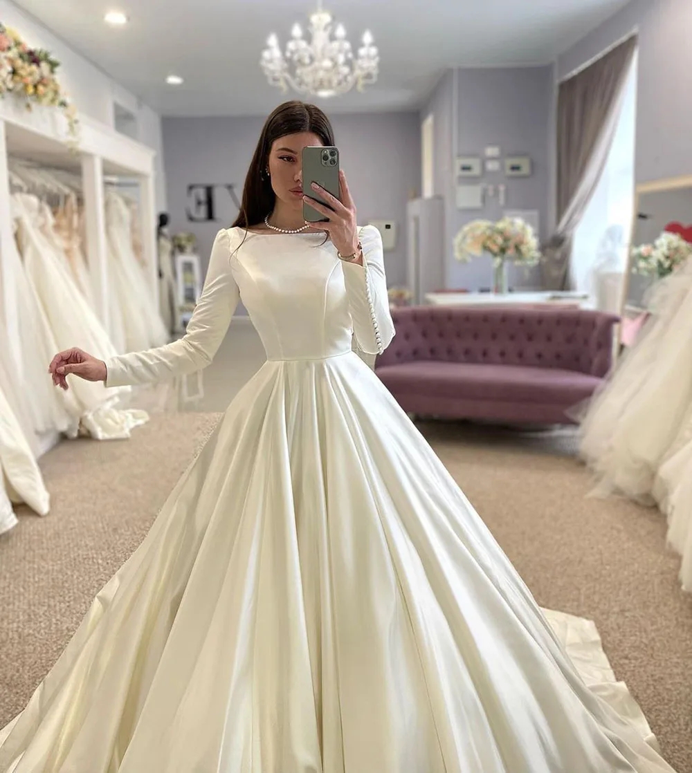 Modest A-line Wedding Dress 2025 Boat Neck Long Sleeves Bittons Satin Bride Formal Gowns Vestidos De Novias Robe De Mariage