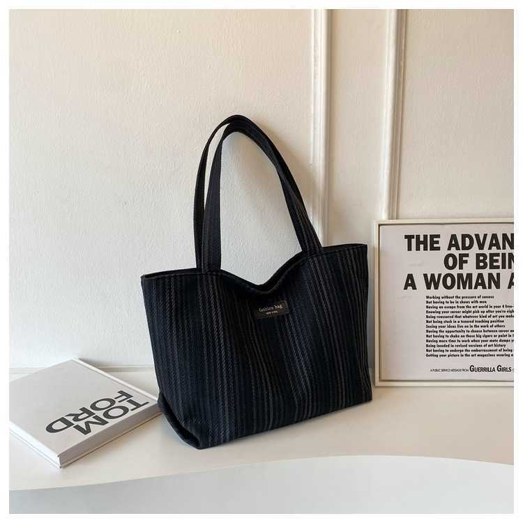 Minimalist Cloth Bag Women's Bag with Large Capacity, Casual and Versatile Single Shoulder Bag, Portable Large Bag 240315