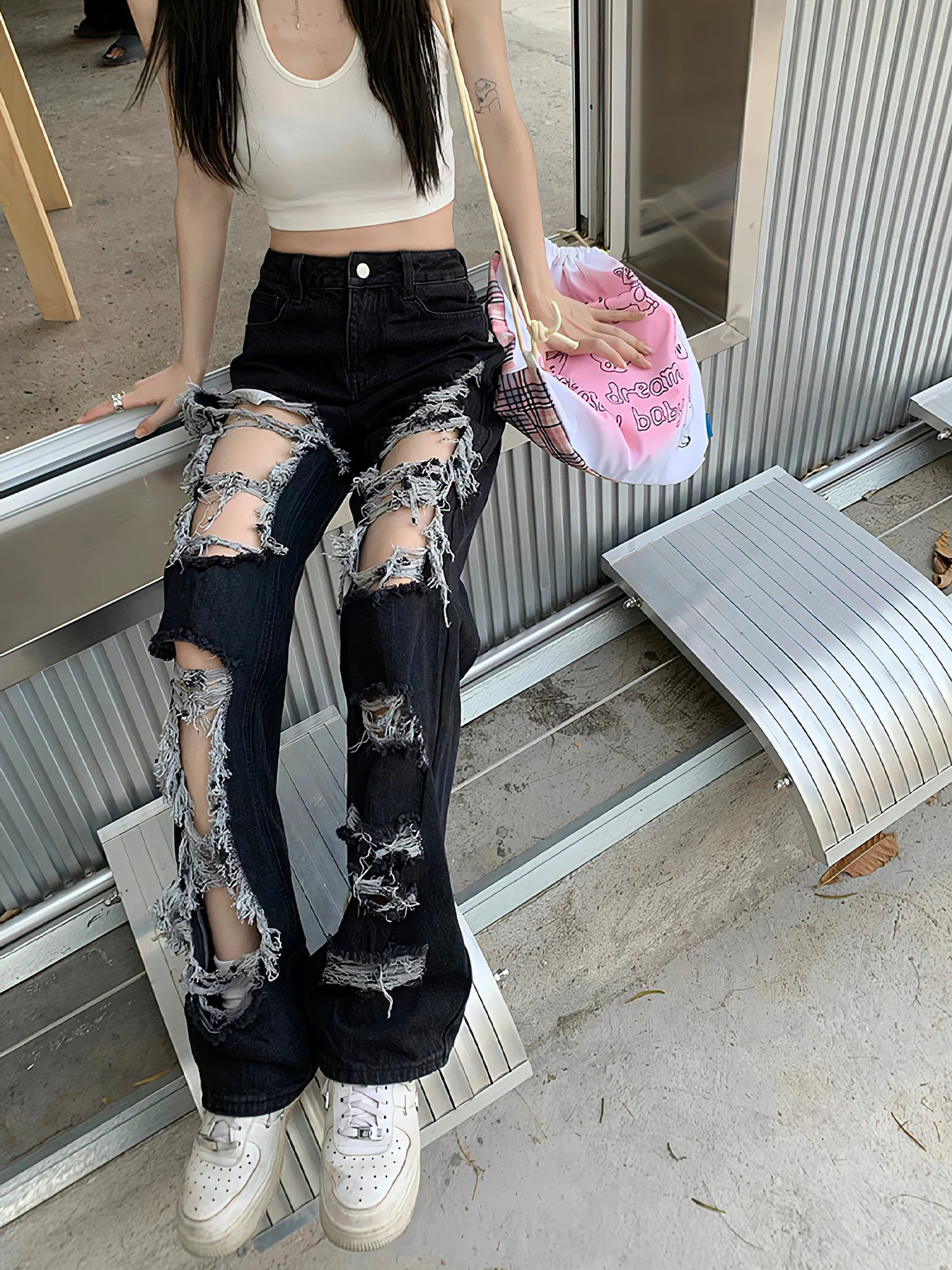All-Match Y2k Distressed Women Broken Hole Jeans High Street Hip Hop High Waist Straight Loose Trousers Washed Mopping Pants 240304