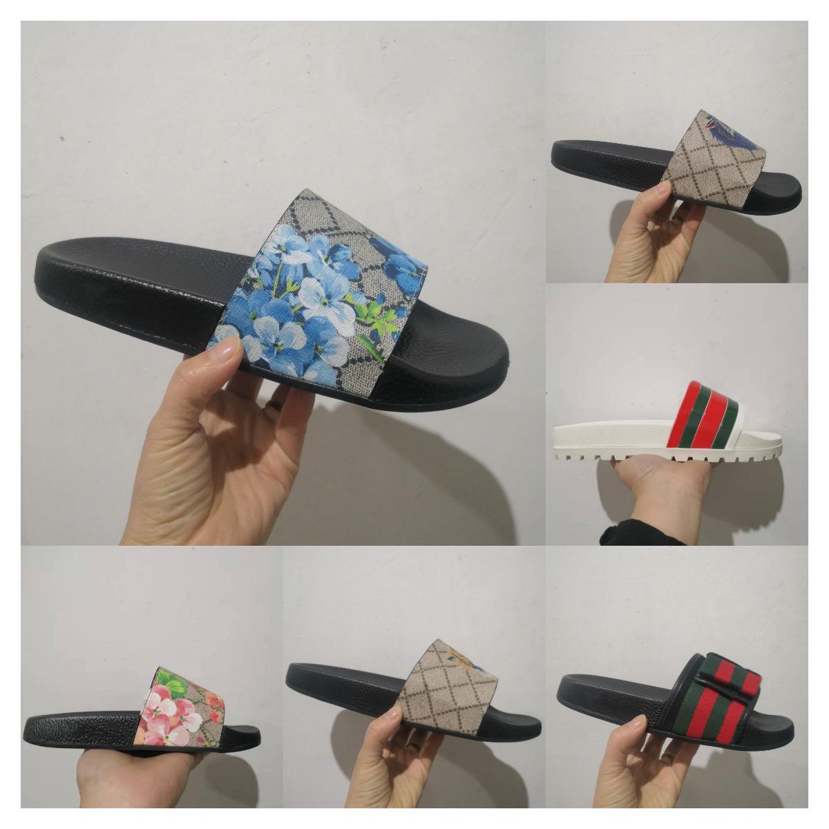 Designer Sandals For Men Women Flat Leather Rubber Slides Sliders Fashion Luxury Striped Gear Sole Mules Scuffs Shoes Ladies Room House Summer Outdoor Slippers