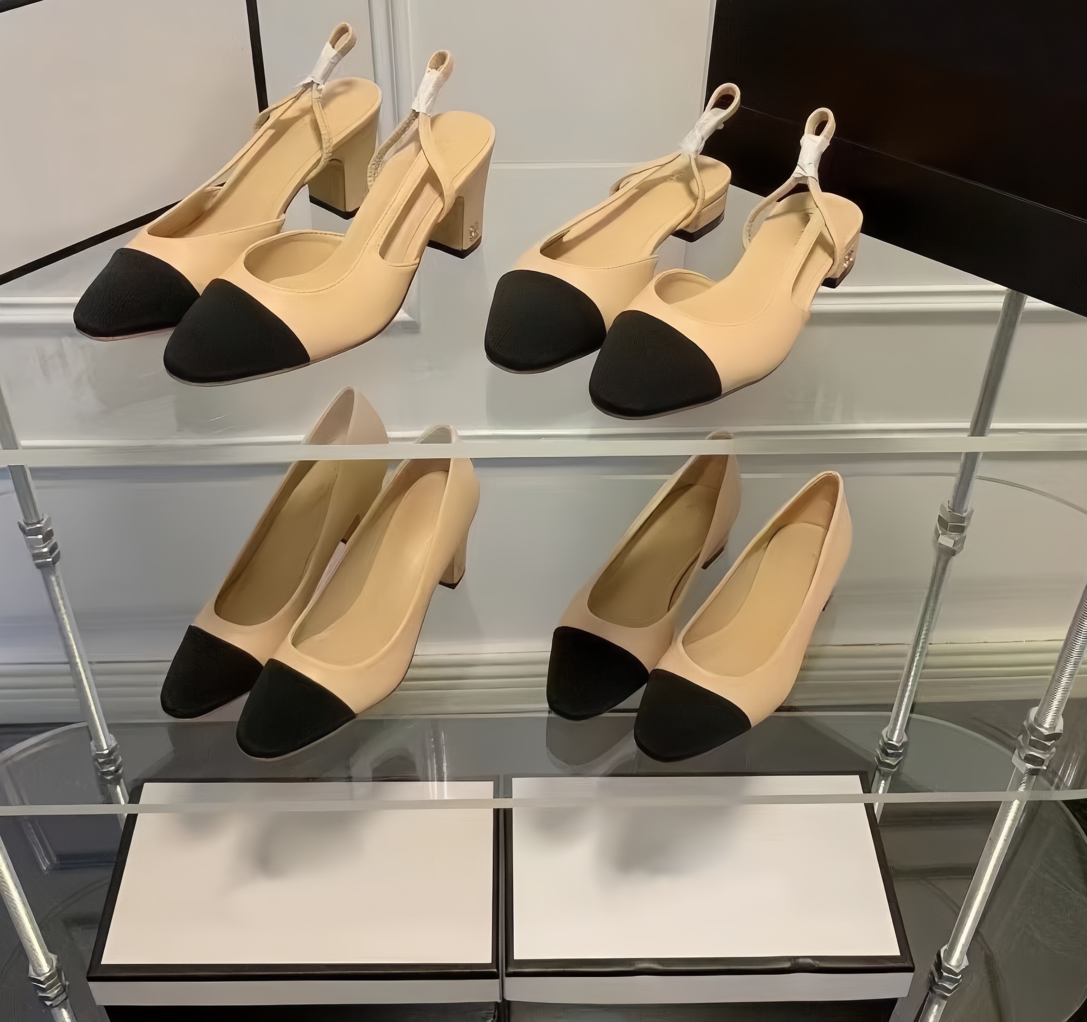 Summer Beach Sandals designer shoes Casual fashion leather shoes Thick heel Heels Baotou lady Flat Work Women Dress SHoes