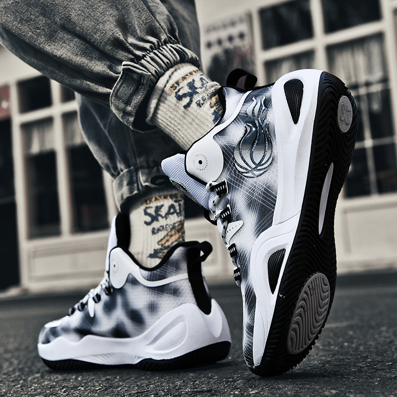 New Basketball Shoes Sports and Casual Shoes royal blue Red Sports and leisure Sky Light Green Blue Batch Mens womens shoes With box