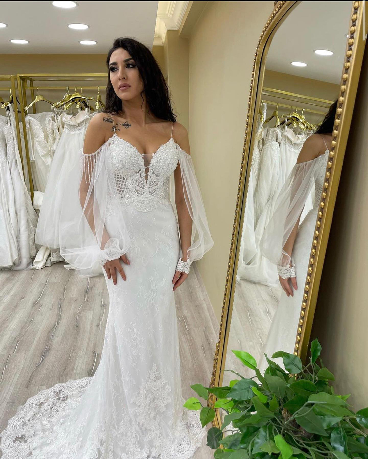 Simple Applique Mermaid Wedding Dress Spaghetti Straps Bridal Gowns Puff Sleeve Sweep Train Bride Dresses Custom Made Plus Size