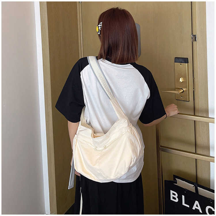 Sunscreen, Waterproof, Lightweight Canvas Bag Multiple Pockets, Large Capacity, Messenger Bag, Casual and Versatile, One Shoulder Crossbody Bag, Women