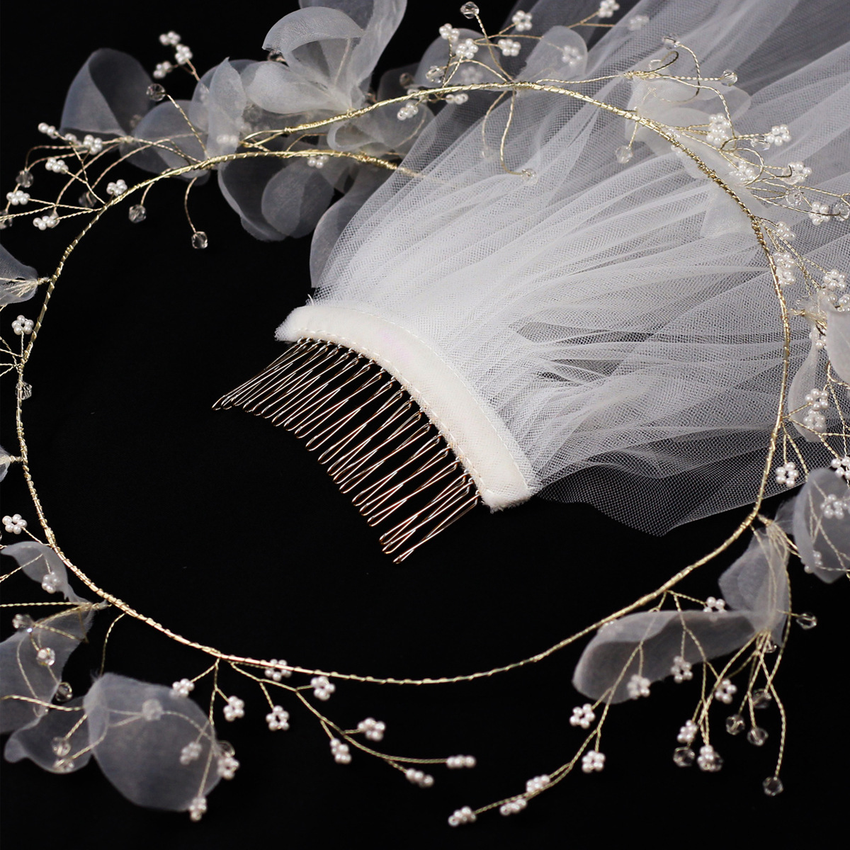 Stunning Wedding veils with Headwear flowers Bridal veils New Arrival 2024