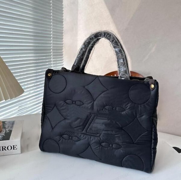 10A QUALITY Winter Designer Bags Womens Feather Down Totes Large Soft Handbags Men Boston Shopping Bag Crossbody with Classic Embroidery Letter New wallet 6953