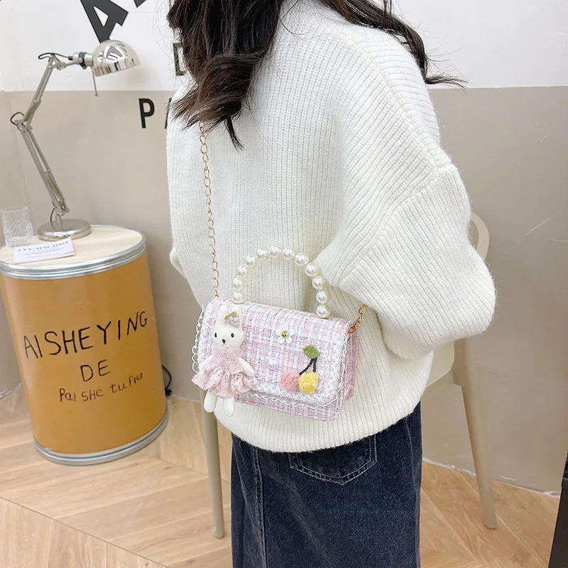 Fashion Pearl Chains Children Shoulder Messenger Bag Cartoon Plush Rabbit Cute Girls Handbag Small Square Baby Kids Coin Purse 240314