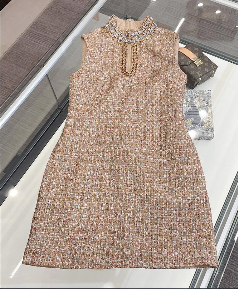 Fashionable and minimalist m-iu - Grey diamond studded sleeveless dress with a design feel, coarse tweed loose A-line skirt, 2024 autumn new tank top 